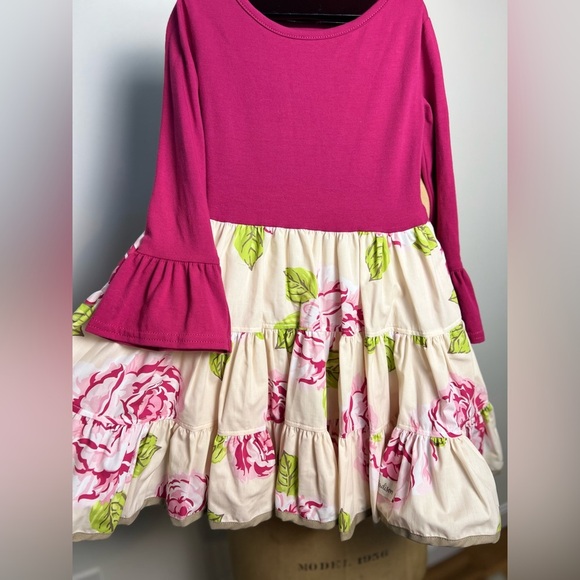 Nelly Madison long struggle sleeve pink floral dress size 4 girls